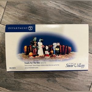 Department 56 Snow Village Treats For The Kids (set of 3)